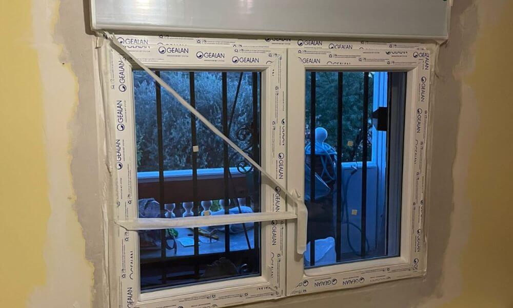 Ventanas abatibles de PVC en Granada
